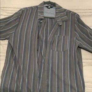 Vintage volcom button up long sleeve.